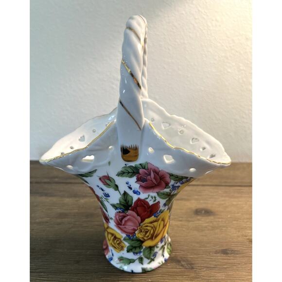 Golden Star Imports, Decorative, Porcelain Floral Basket, preowned - Picture 1 of 10